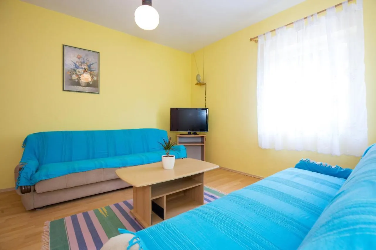 Apartments With A Parking Space Punat, Krk - 14111  Punat